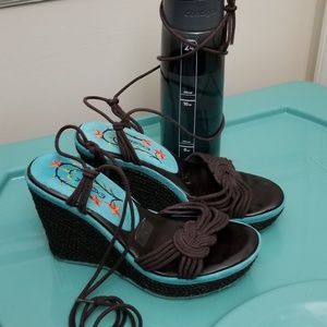 NWOT 1¼" Platform 4" Espadrilles, brown/turquoise